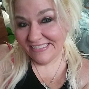 Meet your Posher, Angie